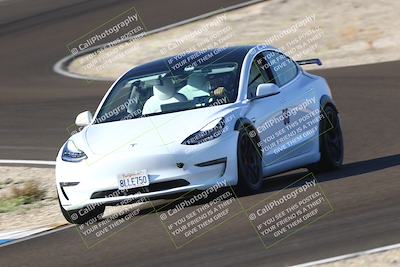 media/Nov-08-2025-Speed Ventures (Sat) [[1c7a6332f5]]/TC B/Session 1 (Turn 3)/